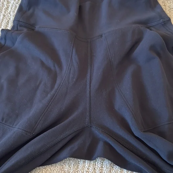 EUC Lululemon Black Align Jogger High Rise Crop Size 2 - Picture 8 of 11